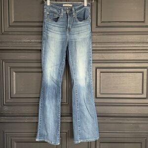 Levi Stretchy 725 High Rise Bootcut